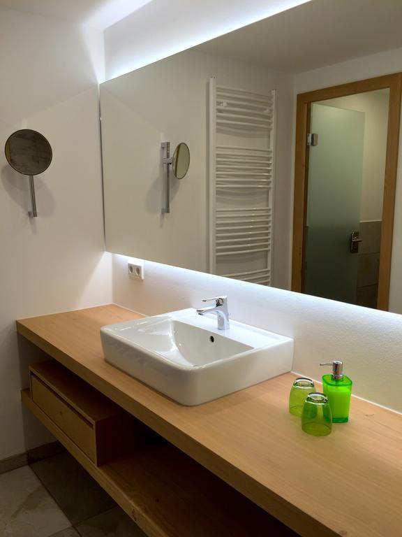 Hotel Zur Schoenen Aussicht มาร์คทายเดินเฟลด์ ภายนอก รูปภาพ
